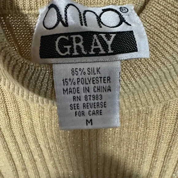 Anna Gray‎ women’s silk sleeveless gold ribbed mock turtle medium light knit - Picture 3 of 3